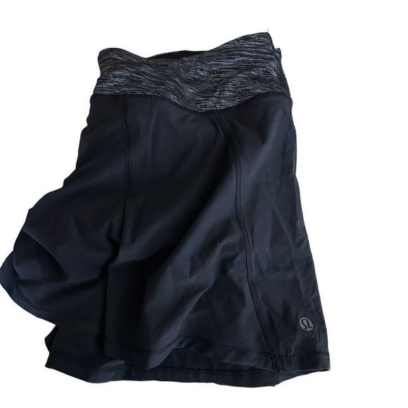 Lululemon Skort 6 - Picture 4 of 4